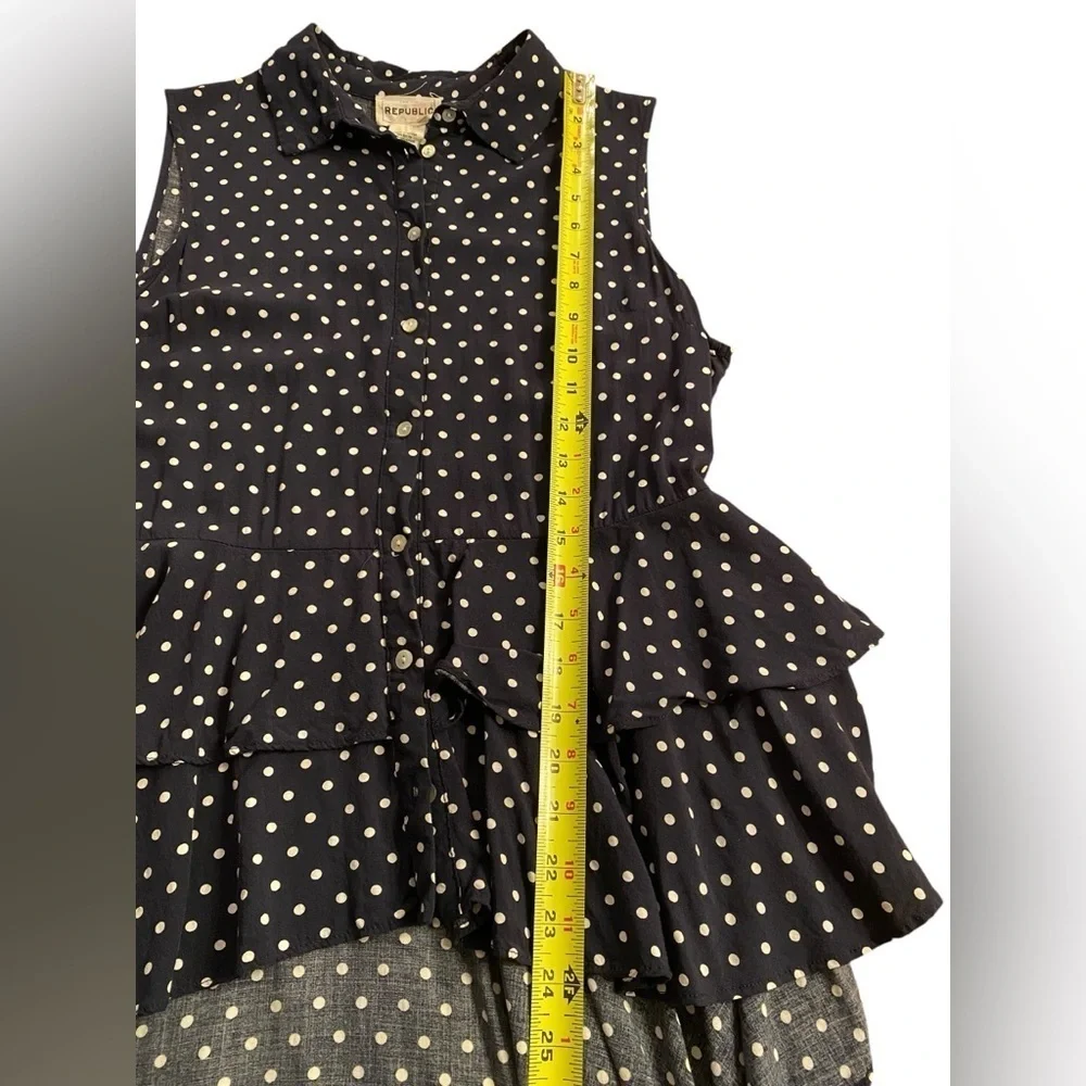 For the Republic Polka Dot Sleeveless Ruffle High Low Top Size M 100% Rayon - Picture 11 of 12